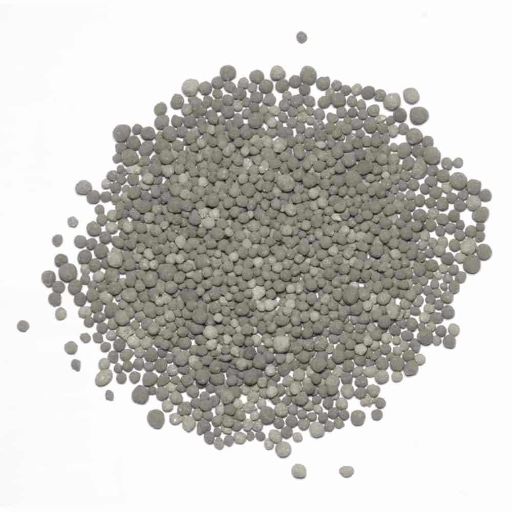 25 kg di concime di ferro granulare Beckmann 2-4mm per ca. 900m²-0